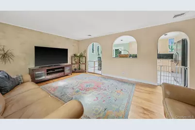 26 Heritage Place S, Nesconset, NY 11767 - Photo 6