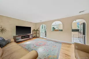 26 Heritage Pl S, Nesconset, NY 11767 - Photo 6
