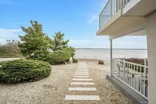 1490 Shore Dr, Bronx, NY 10465 - Photo 18