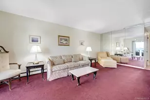 1490 Shore Dr, Bronx, NY 10465 - Photo 8