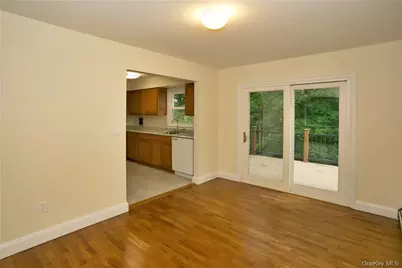 33 Margaret Keahon Drive, Pearl River, NY 10965 - Photo 8