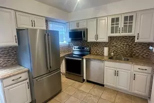 538 E Park Ave, Long Beach, NY 11561 - Photo 6
