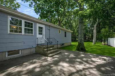 66 Norfleet Lane, Coram, NY 11727 - Photo 22