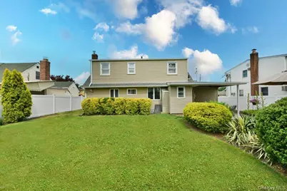 1872 Chester Drive, East Meadow, NY 11554 - Photo 22