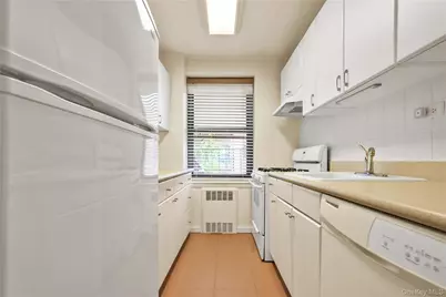 28-02 141st Street #1C, Flushing, NY 11354 - Photo 14