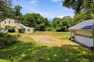 1680 N Sea Rd, Southampton, NY 11968 - Photo 2