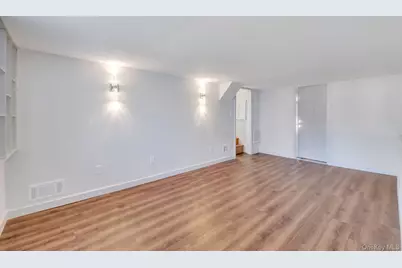 22 Wagon Lane E, Centereach, NY 11720 - Photo 20