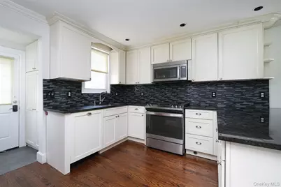 94 Kensington Road, Bronxville, NY 10708 - Photo 4