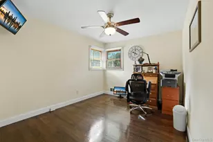 5 Pine Hill Ln, Dix Hills, NY 11746 - Photo 20