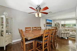 5 Pine Hill Ln, Dix Hills, NY 11746 - Photo 10