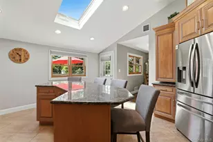 5 Pine Hill Ln, Dix Hills, NY 11746 - Photo 8