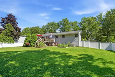 5 Pine Hill Lane, Dix Hills, NY 11746 - Photo 28