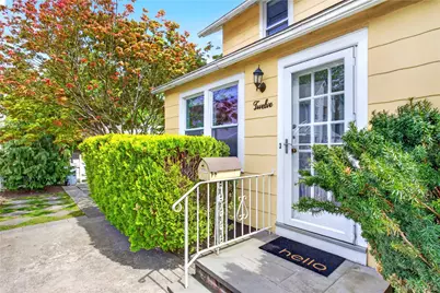 12 Smull, Port Washington North, NY 11050 - Photo 1