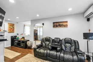 533 Old Country Rd, Deer Park, NY 11729 - Photo 4