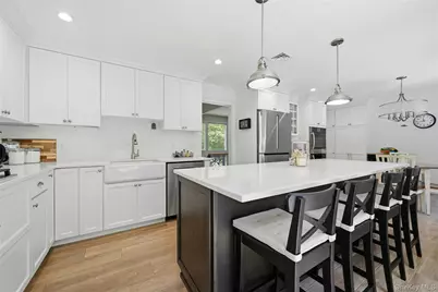 95 Linda Lane W, Riverhead, NY 11901 - Photo 10