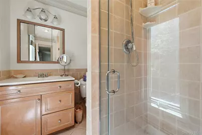 95 Linda Lane W, Riverhead, NY 11901 - Photo 26