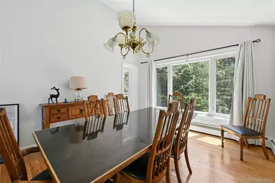 95 Linda Lane W, Riverhead, NY 11901 - Photo 16