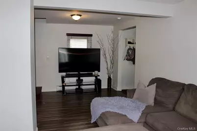 5834 Albany Post Road, Cortlandt Manor, NY 10567 - Photo 6
