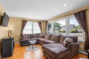1333 Richland Blvd, Bay Shore, NY 11706 - Photo 8