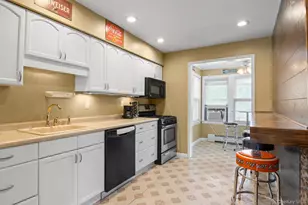 1333 Richland Blvd, Bay Shore, NY 11706 - Photo 12