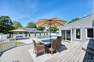 19 Alyssum Ave, Huntington, NY 11743 - Photo 42