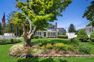 19 Alyssum Ave, Huntington, NY 11743 - Photo 4