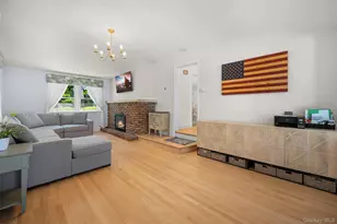 19 Alyssum Ave, Huntington, NY 11743 - Photo 16