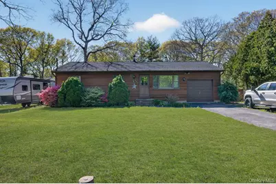 489 Rowlinson Drive, Shirley, NY 11967 - Photo 1