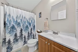 489 Rowlinson Dr, Shirley, NY 11967 - Photo 14
