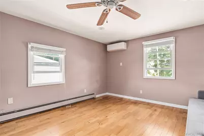51 Cliff Lane, Levittown, NY 11756 - Photo 14