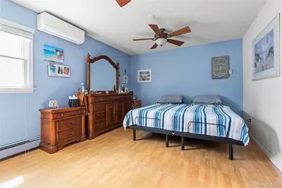 51 Cliff Lane, Levittown, NY 11756 - Photo 10