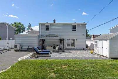 51 Cliff Lane, Levittown, NY 11756 - Photo 20