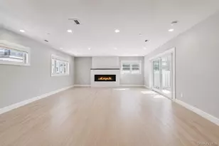 71 Michigan St, Long Beach, NY 11561 - Photo 2