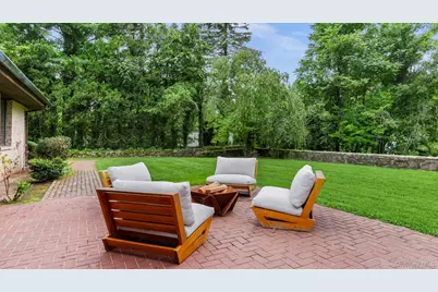 67 Woodlands Road, Harrison, NY 10528 - Photo 28