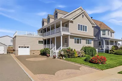 458 Little East Neck Road S, Babylon, NY 11702 - Photo 1