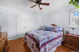 2389 Lindy Rd, Westbury, NY 11590 - Photo 24