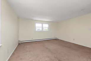 360 Litchfield Ave, Elmont, NY 11003 - Photo 14
