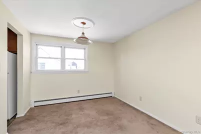 360 Litchfield Avenue, Elmont, NY 11003 - Photo 16