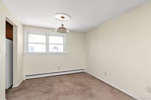 360 Litchfield Ave, Elmont, NY 11003 - Photo 16