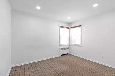 360 Litchfield Avenue, Elmont, NY 11003 - Photo 10