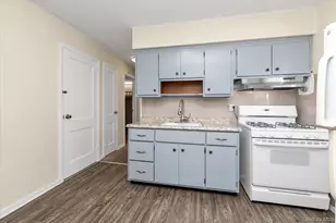 360 Litchfield Ave, Elmont, NY 11003 - Photo 8