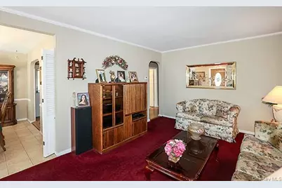 8152 249th Street, Bellerose, NY 11426 - Photo 4