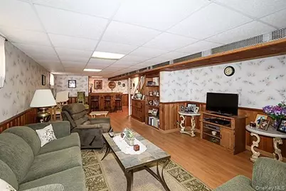 8152 249th Street, Bellerose, NY 11426 - Photo 22