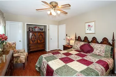 8152 249th Street, Bellerose, NY 11426 - Photo 12