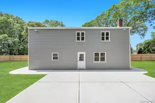 369 Dare Rd, Selden, NY 11784 - Photo 8
