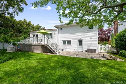 964 Cherrywood Drive, Baldwin, NY 11510 - Photo 28