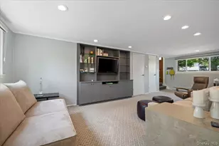 964 Cherrywood Dr, Baldwin, NY 11510 - Photo 20