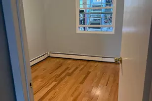 33 Harper Ct, Bronx, NY 10466 - Photo 6