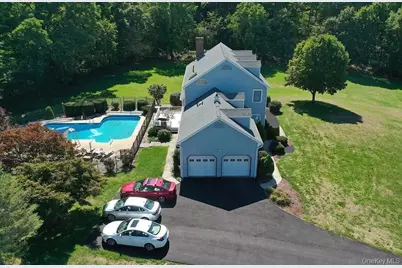 8 Menayas Court, Washingtonville, NY 10992 - Photo 2