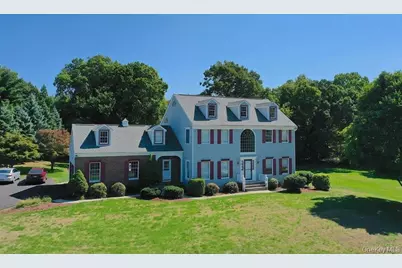 8 Menayas Court, Washingtonville, NY 10992 - Photo 1